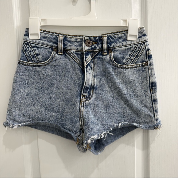 Bullhead Pants - Bullhead High Rise Mom Short Denim Blue Women's Size 3